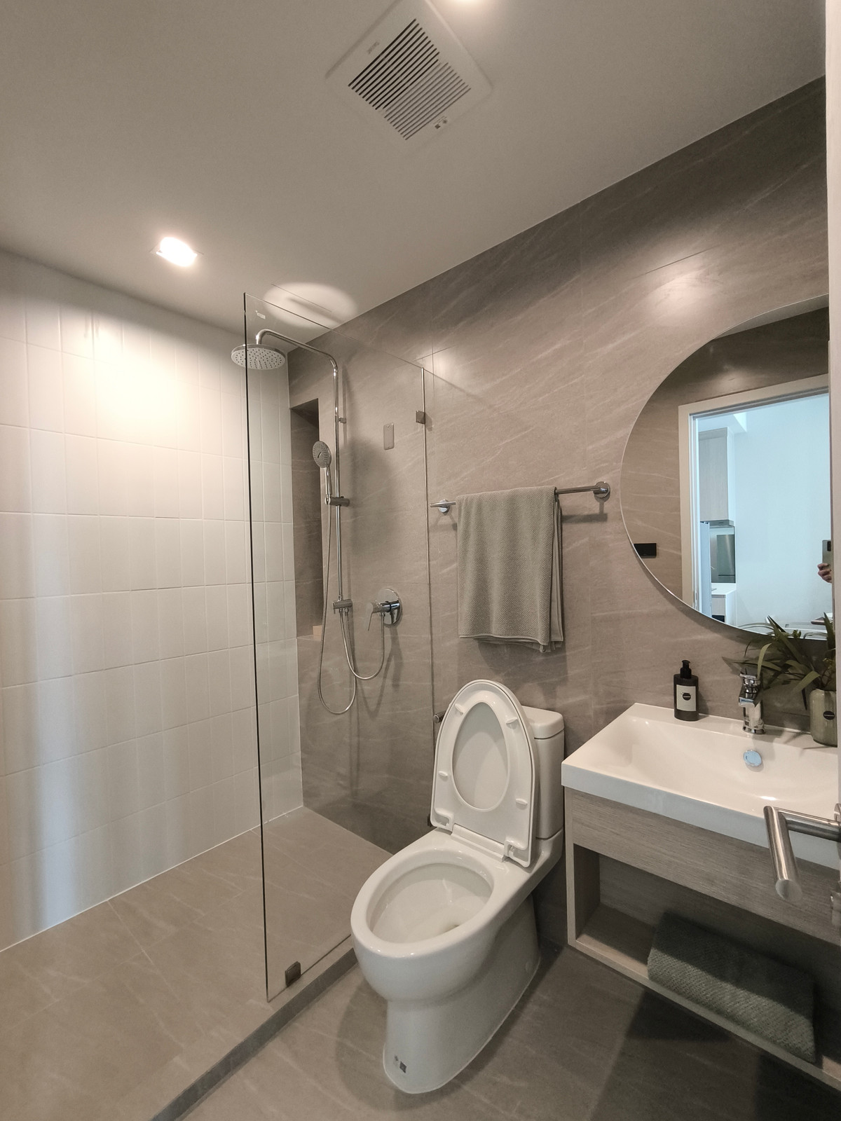 For SaleCondoWongwianyai, Charoennakor : 🔥For Sale🔥 🏢Condo Reference Sathorn - Wongwianyai 30-34 sq.m.