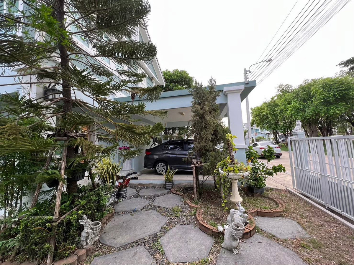 For RentHouseSamut Prakan,Samrong : Single house for rent, Villaggio Bangna-Trad Km.26, Soi ABAC Bangna. Near ABAC Bangna University