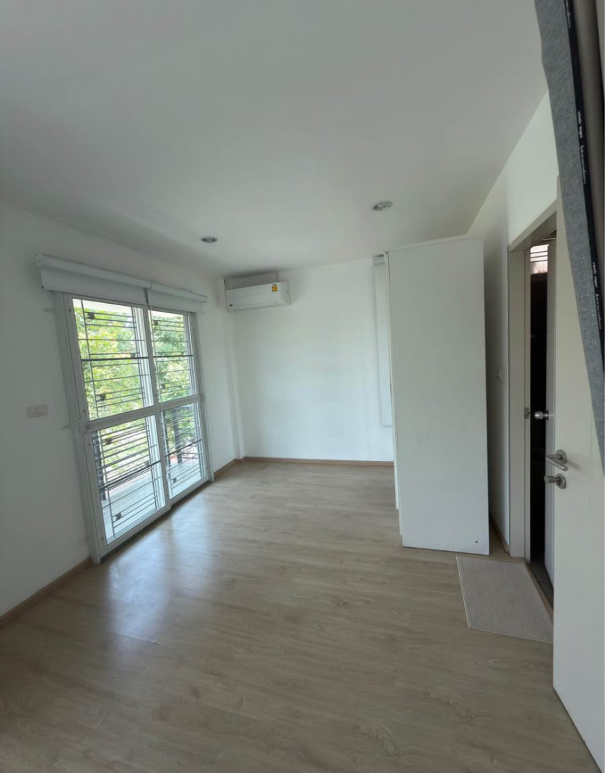 For RentHouseLadkrabang, Suwannaphum Airport : Single house for rent Atoll Maldives Village, Palm Bangna-Wongwaen, fully furnished, near mega bangna.