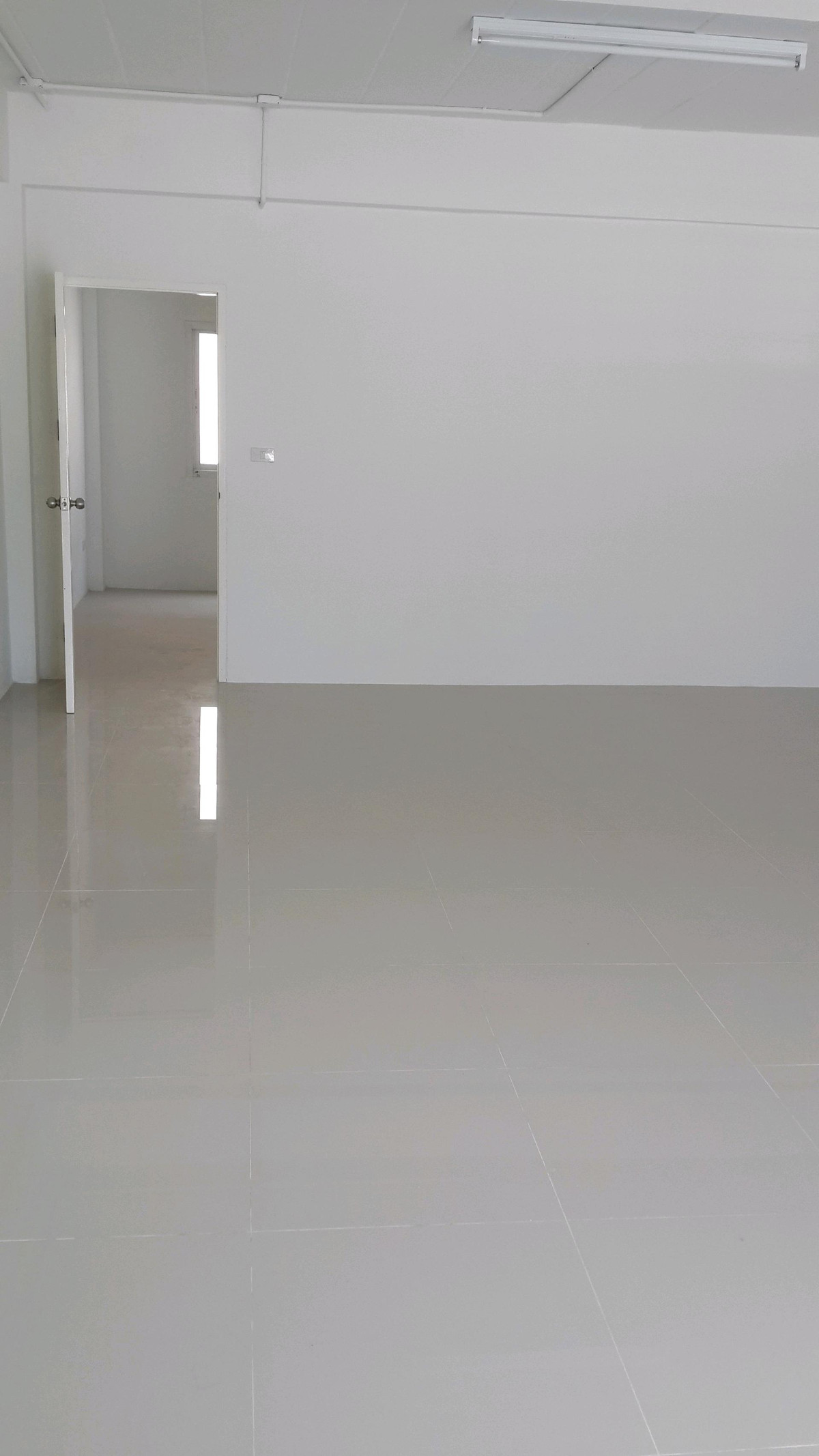 ขายอาคารพาณิชย์ปทุมธานี รังสิต ธรรมศาสตร์ : ตึกแถวห้องริม 2 คูหา สามโคก ทำเลดีอยู่ในตลาด