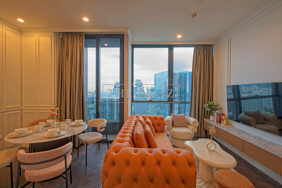 For RentCondoSukhumvit, Asoke, Thonglor : ✨ Sophistication in every inch. For the worthy owner, The ESSE Sukhumvit 36, a beautiful room, premium specs, high ceilings, airy, with a city view as far as the eye can see 💕