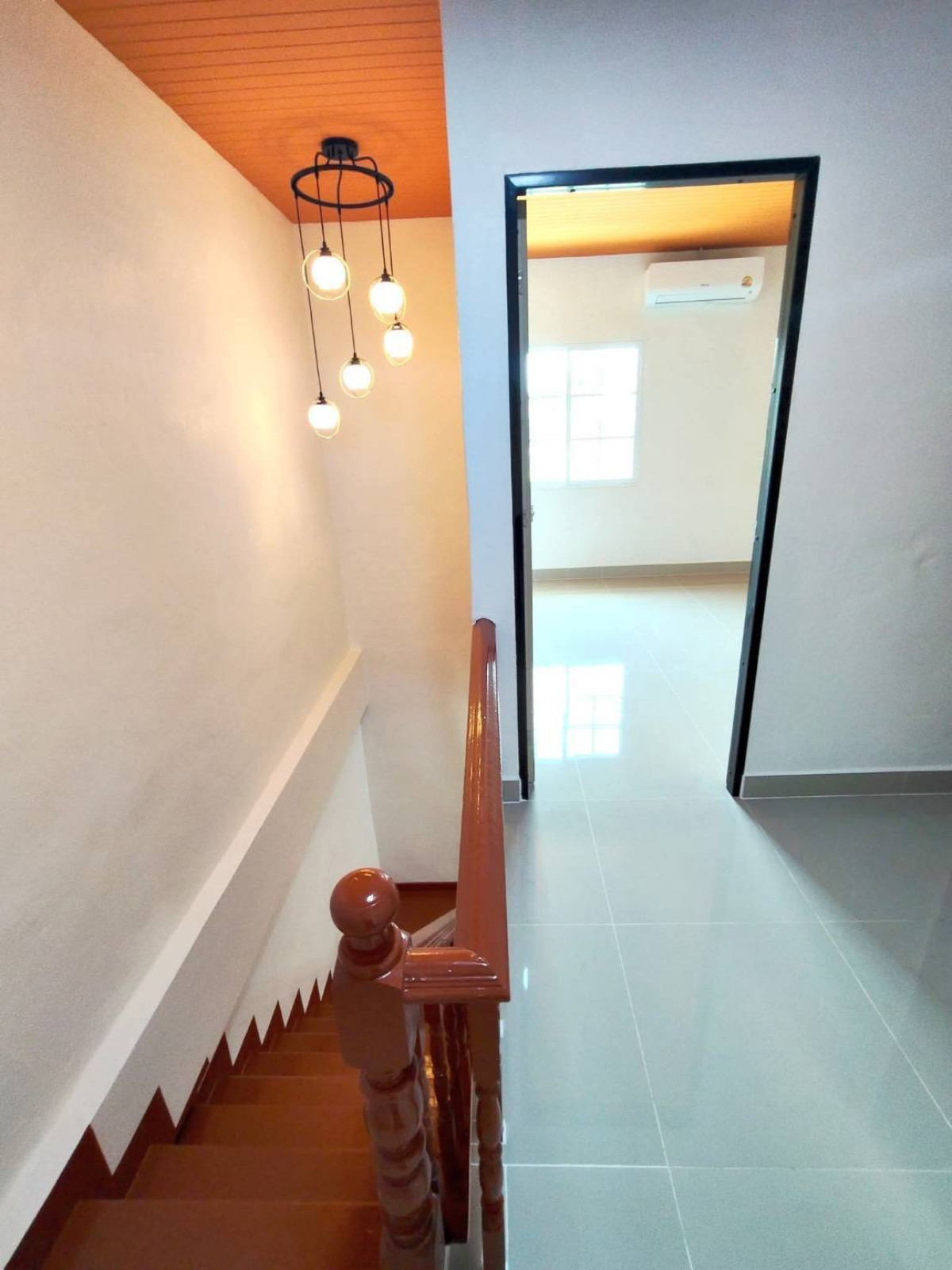 For SaleTownhomePathum Thani,Rangsit, Thammasat : For Sale Townhouse/Townhome  , Baan Thara Rin  Khlong 2 , wide frontage , newly renovated , Khu Khot , Lam Luk Ka , Pathum Thani , CX-146196