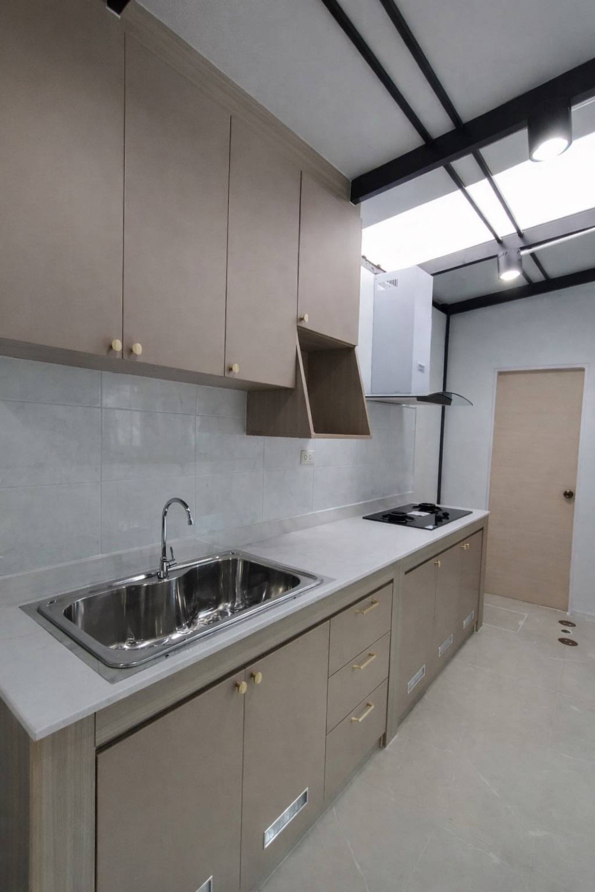 For SaleTownhomeRama5, Ratchapruek, Bangkruai : Townhome for sale, Siri Place Charan-Pinklao Project. Behind the corner near the center