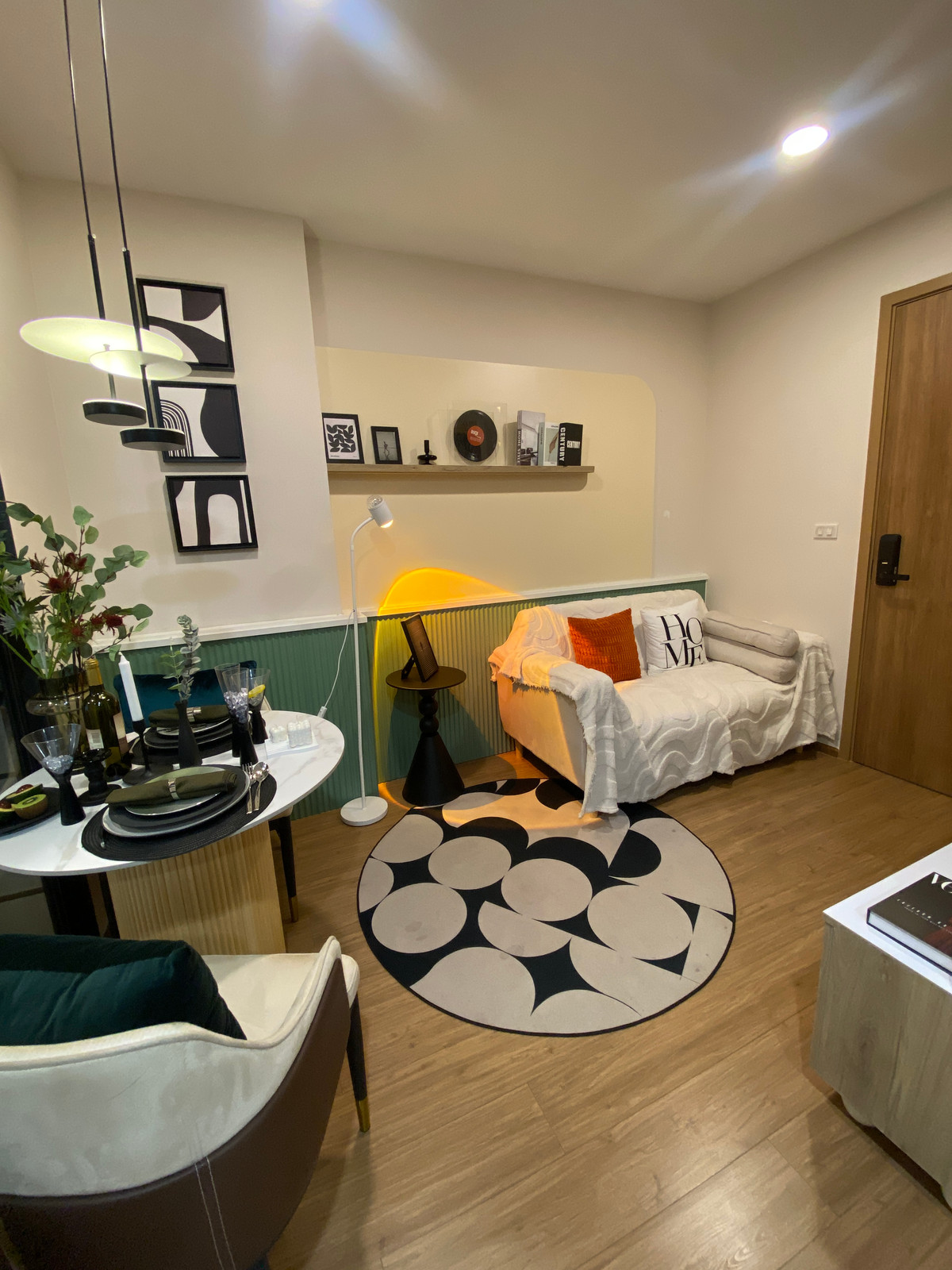 ขายคอนโดรามคำแหง หัวหมาก : 🔥ขาย🔥 🏢คอนโด เดอะ ลิฟวิ่น รามคำแหง 32.32-32.87 ตร.ม.