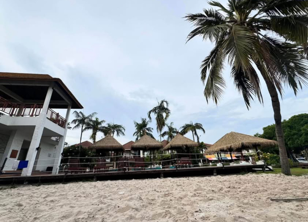 For RentHouseLadkrabang, Suwannaphum Airport : Single house for rent Atoll Maldives Village, Palm Bangna-Wongwaen, fully furnished, near mega bangna.