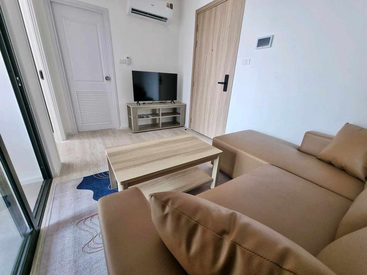 ให้เช่าคอนโดบางซื่อ วงศ์สว่าง เตาปูน : 📍โครงการ : The Clev Riverline เจ้าพระยา - วงศ์สว่าง 
🏢 ใกล้กับ  :  ม. พระจอมเกล้าพระนครเหนือ ( มจพ. )
💵 ราคาเช่า : 15,000 บาท / เดือน