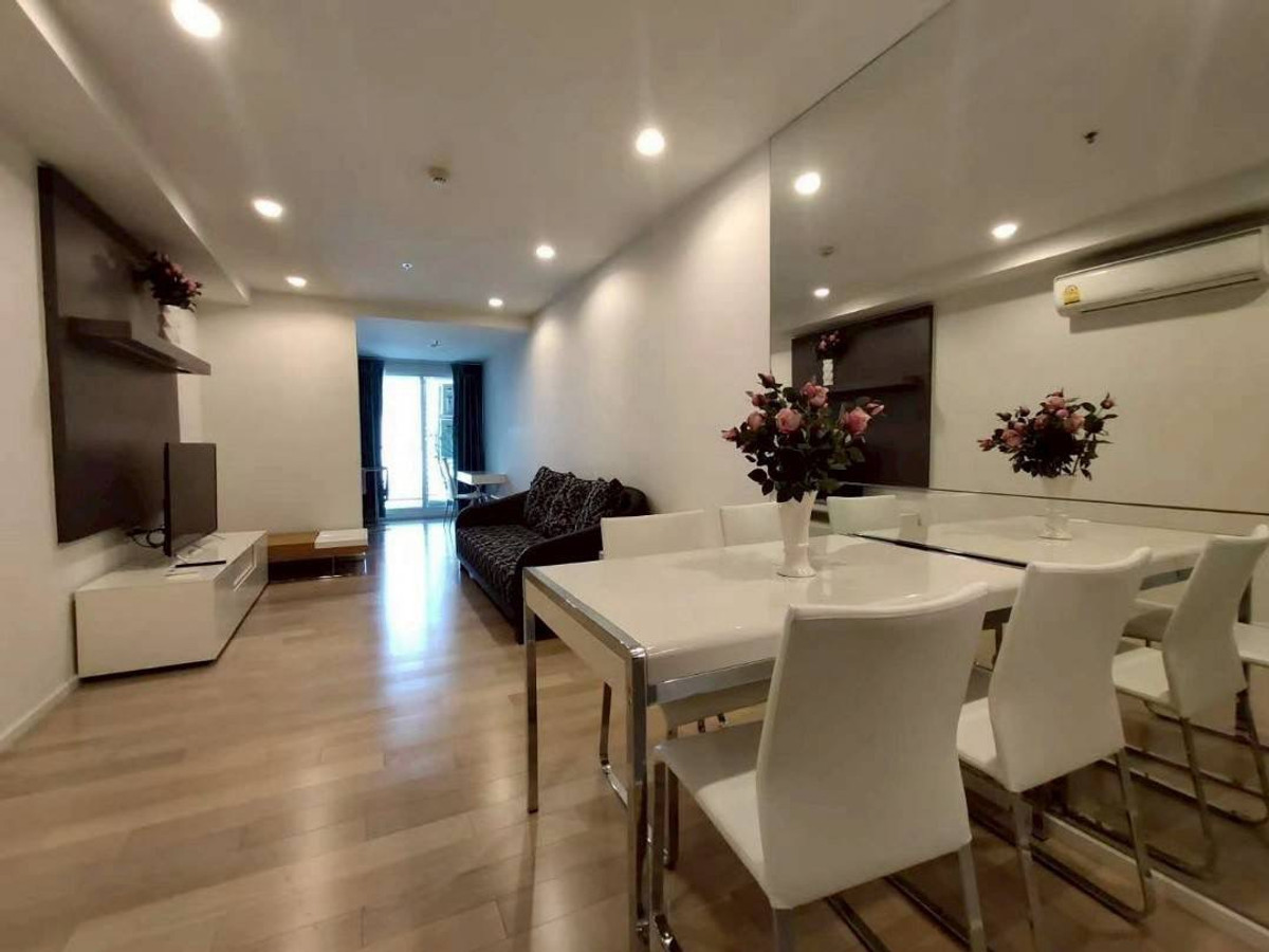 ให้เช่าคอนโดนานา : เช่า 1 ห้องนอน 1 ห้องน้ำ 15 สุขุมวิท เรสซิเด็นซ์