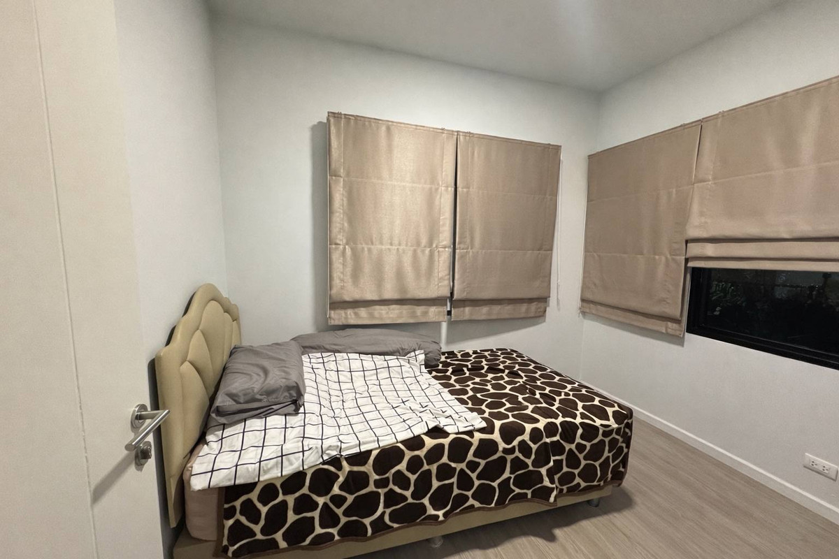 For SaleTownhomeRama5, Ratchapruek, Bangkruai : Townhome for sale, Siri Place Charan-Pinklao Project. Behind the corner near the center