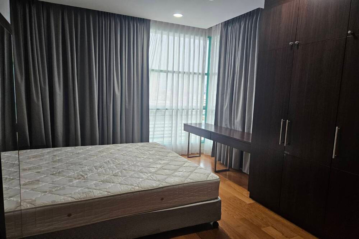 ให้เช่าคอนโดสาทร นราธิวาส : 🔥 เช่าด่วน !! วิวแม่น้ำ !! Chatrium Riverside Condominium, 2 ห้องนอน, 3 ห้องน้ำ, ชั้นสูง 19+, ระเบียงกว้าง !!🔥Code C20260300038 แต่งครบ, พร้อมเข้าอยู่📣📣