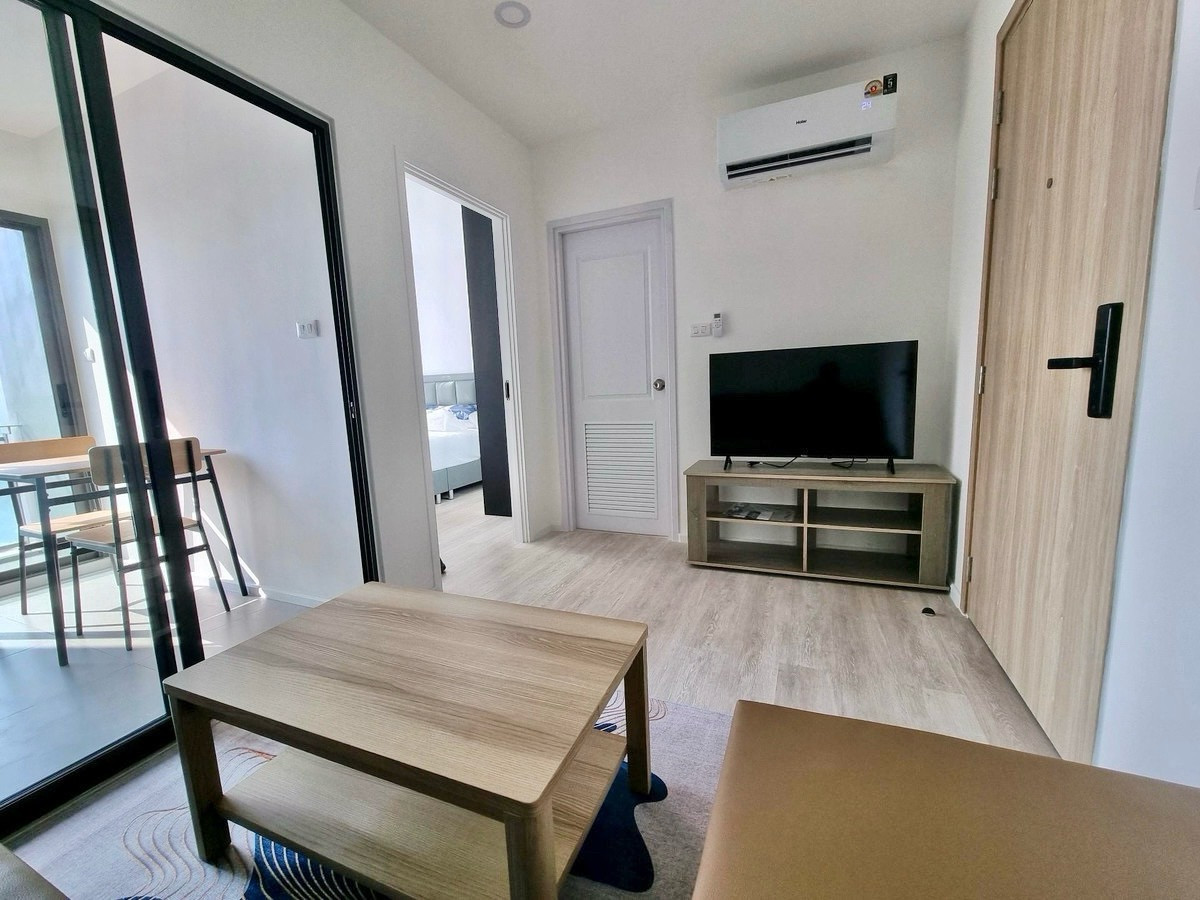 ให้เช่าคอนโดบางซื่อ วงศ์สว่าง เตาปูน : 📍โครงการ : The Clev Riverline เจ้าพระยา - วงศ์สว่าง 
🏢 ใกล้กับ  :  ม. พระจอมเกล้าพระนครเหนือ ( มจพ. )
💵 ราคาเช่า : 15,000 บาท / เดือน