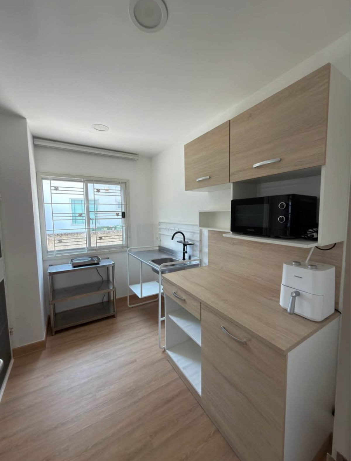 For RentHouseLadkrabang, Suwannaphum Airport : Single house for rent Atoll Maldives Village, Palm Bangna-Wongwaen, fully furnished, near mega bangna.