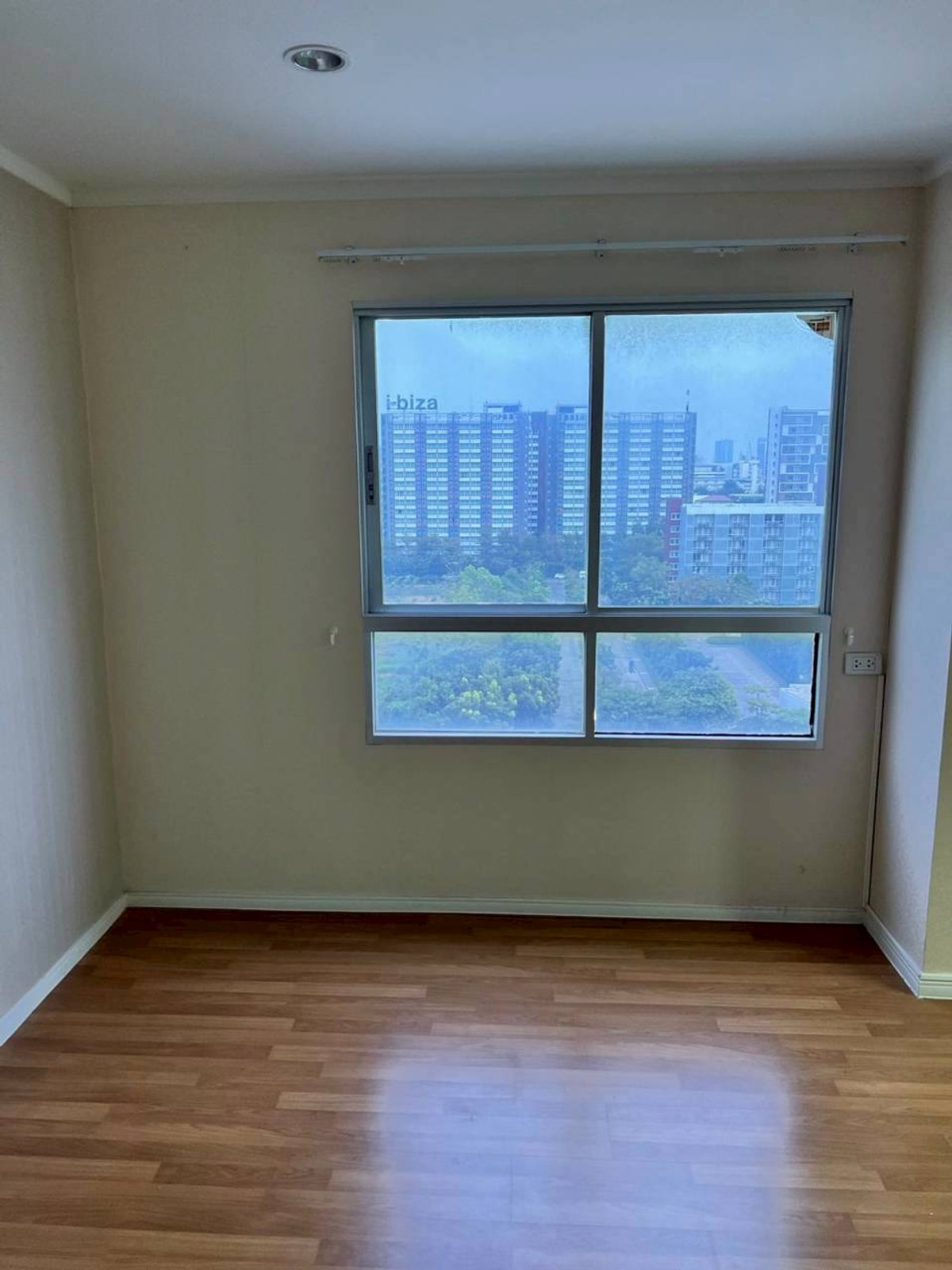 For SaleCondoRama9, Petchburi, RCA : ✅ S-LPARK217 ✅ Line : @p2nproperty