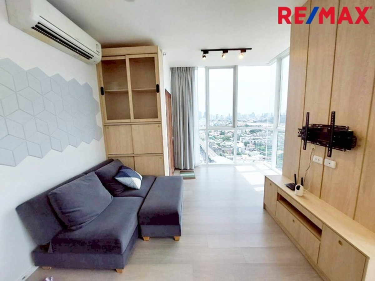 For SaleCondoPinklao, Charansanitwong : Condo for sale, Chao Phraya River view, corner room, high floor, De Lapis Charan 81 project.