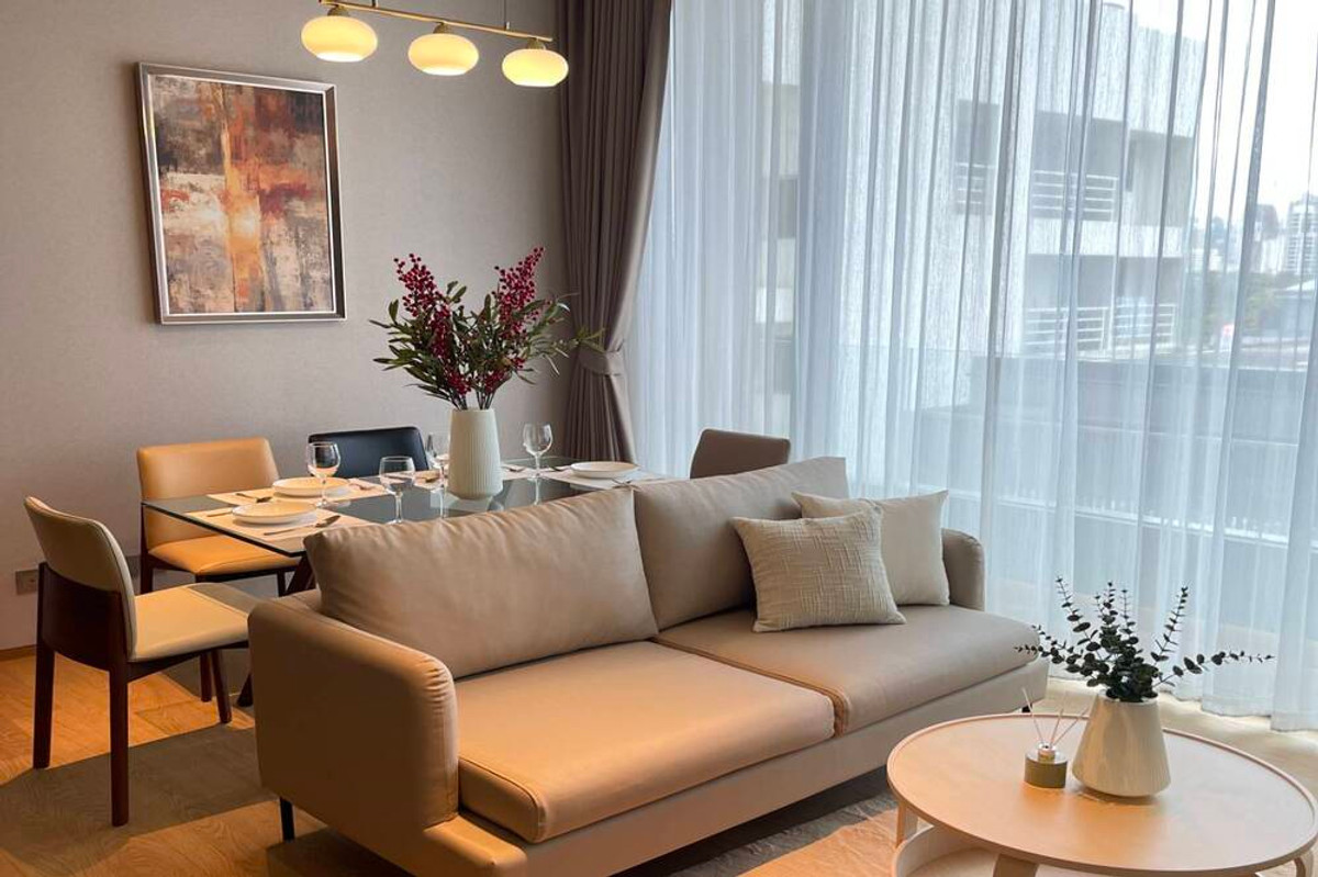 ให้เช่าคอนโดสีลม ศาลาแดง บางรัก : 🔥เช่าด่วน !! Saladaeng One, 1 ห้องนอน, 1 ห้องน้ำ, วิวเมือง, ตกแต่งสไตล์โมเดิร์น, ทำเลดี !!🔥Code C20260300037 แต่ครบ, พร้อมเข้าอยู่📣📣