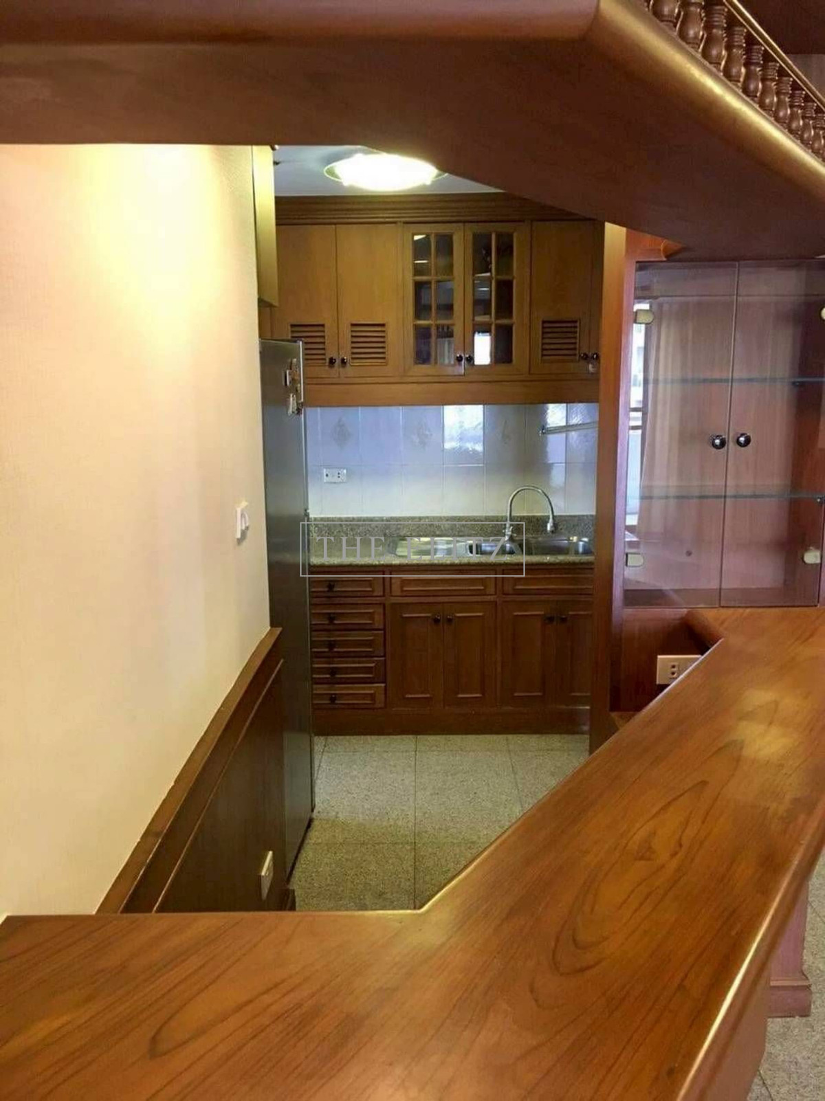 For RentCondoSukhumvit, Asoke, Thonglor : ✨ Walk to Thonglor in a few minutes. But come home and find the tranquility of Waterford Park 53, a good location connecting both Sukhumvit 53 and 55 🎉