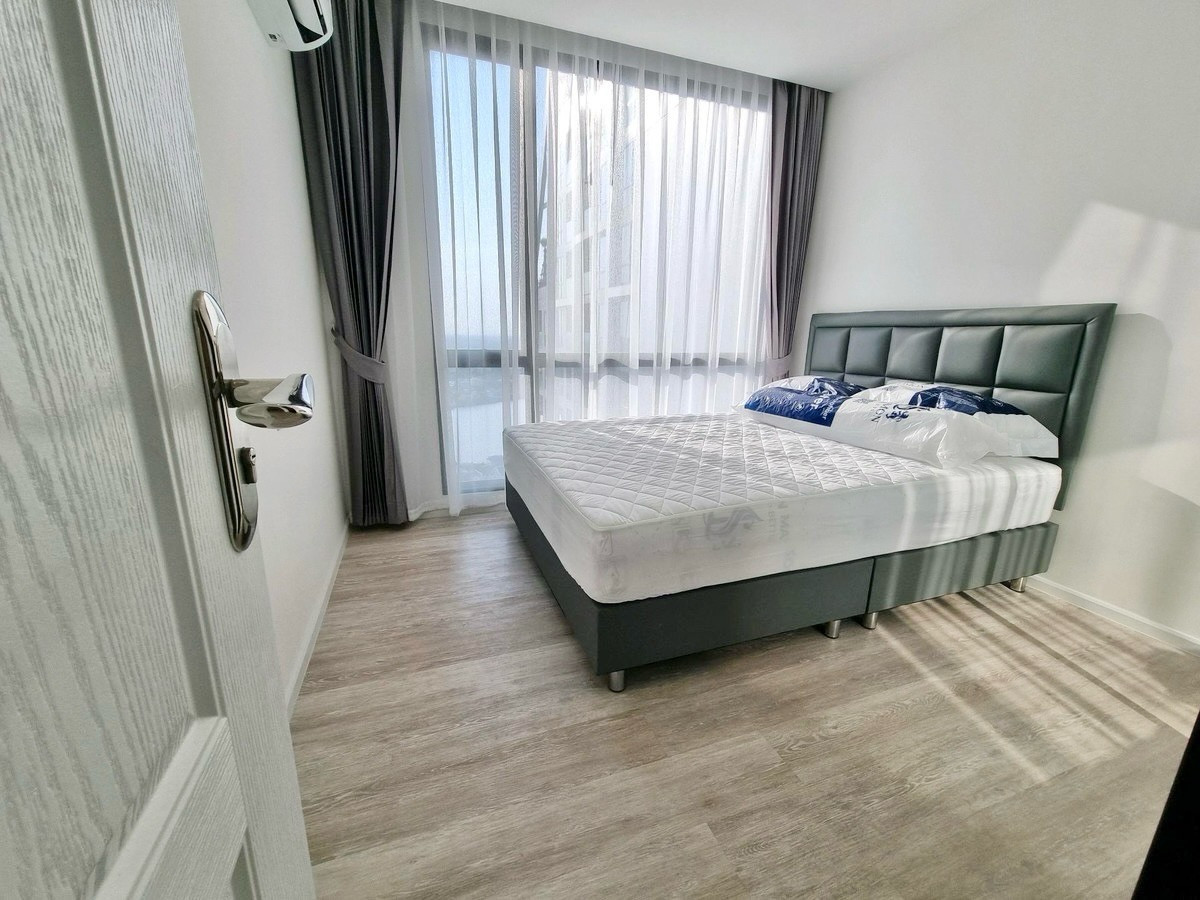 ให้เช่าคอนโดบางซื่อ วงศ์สว่าง เตาปูน : 📍โครงการ : The Clev Riverline เจ้าพระยา - วงศ์สว่าง 
🏢 ใกล้กับ  :  ม. พระจอมเกล้าพระนครเหนือ ( มจพ. )
💵 ราคาเช่า : 15,000 บาท / เดือน