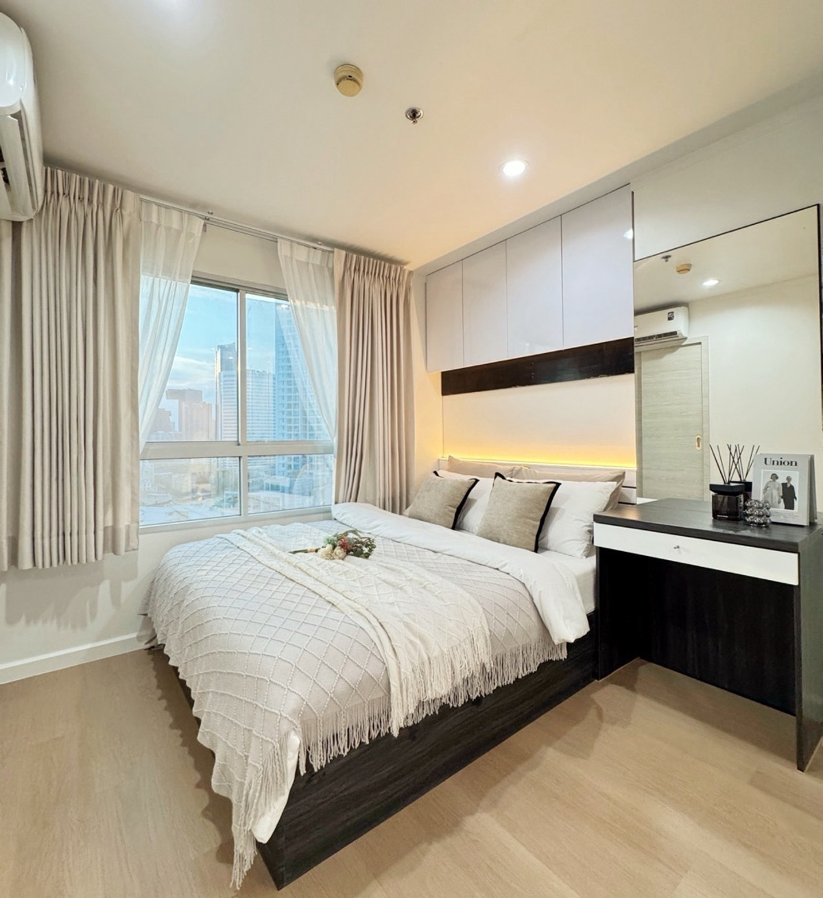 For SaleCondoRama9, Petchburi, RCA : Room in Rama 9 office area, Piyawet Hospital, cheap installments.