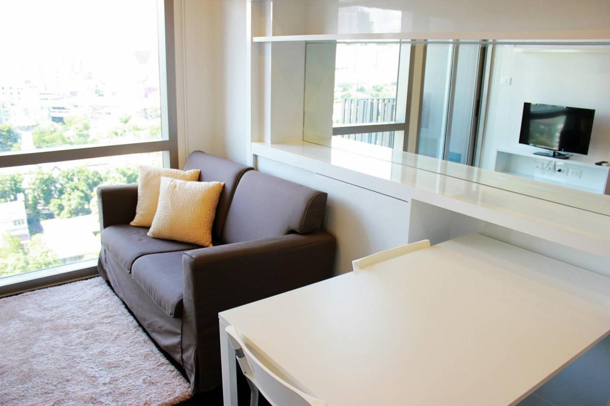 ให้เช่าคอนโดสุขุมวิท อโศก ทองหล่อ : 03/04/2026, เด่นทุกมุม สไตล์กลางทองหล่อ! 
1 ห้องนอน Ideo Morph 38 พร้อมอยู่ เพียง 29,000 บาท/เดือน 0642748883