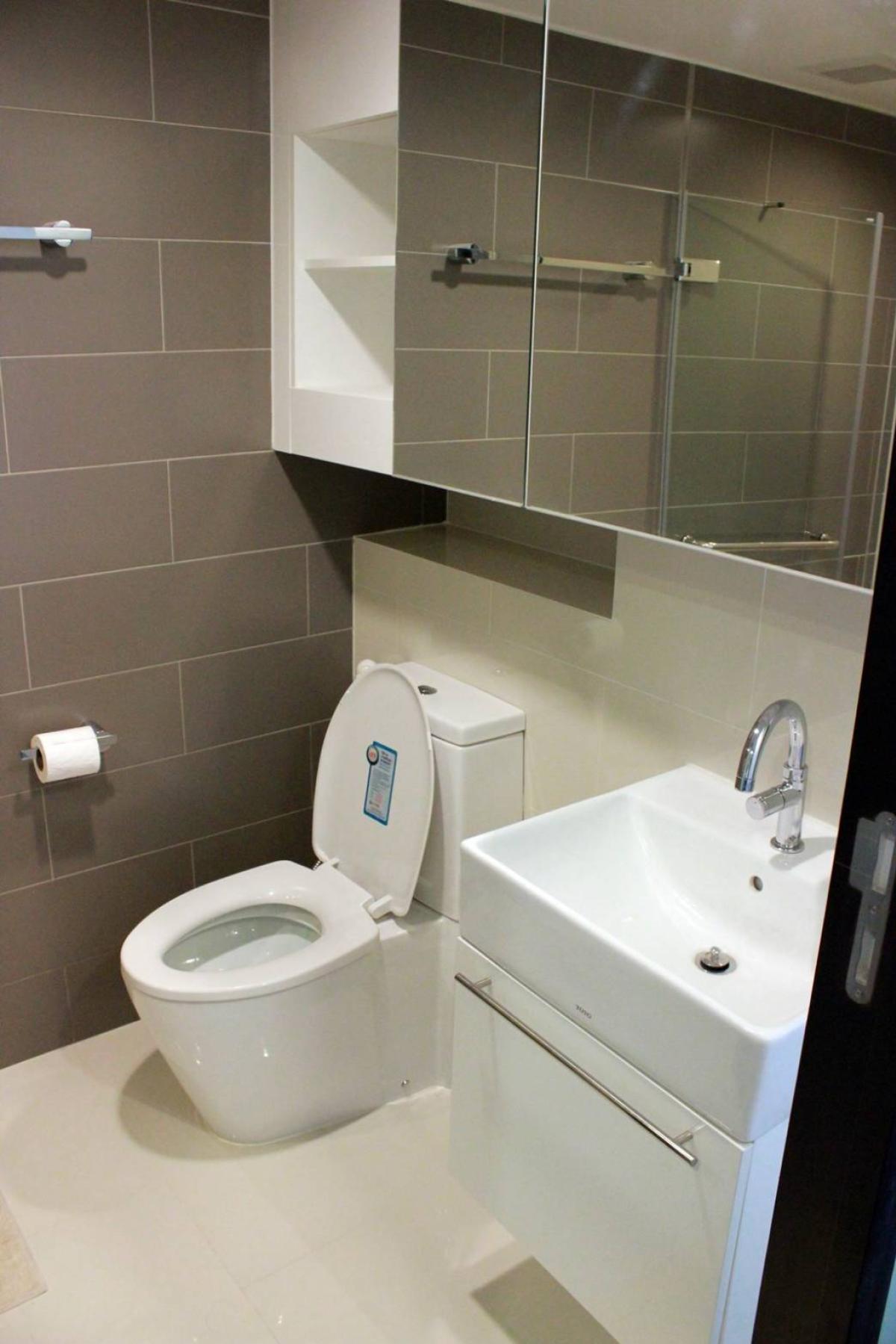 ให้เช่าคอนโดสุขุมวิท อโศก ทองหล่อ : 03/04/2026, เด่นทุกมุม สไตล์กลางทองหล่อ! 
1 ห้องนอน Ideo Morph 38 พร้อมอยู่ เพียง 29,000 บาท/เดือน 0642748883