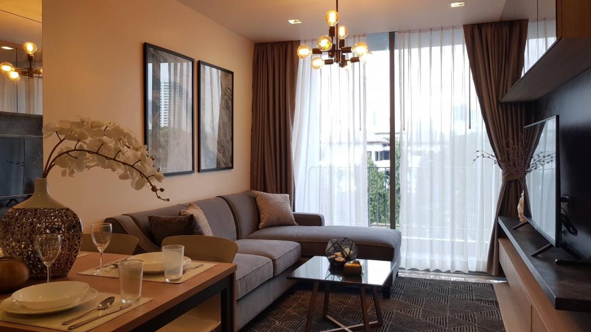 For SaleCondoSukhumvit, Asoke, Thonglor : 03/04/2026, 2-bedroom condo in the heart of Phrom Phong, 59 sq.m.
For sale 8.59 million | Rent 40,000 baht/month near BTS/MRT 0642748883