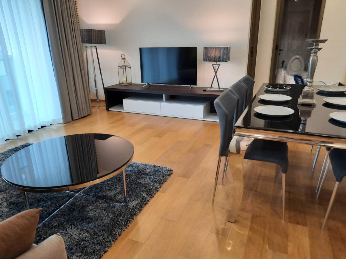 For SaleCondoSukhumvit, Asoke, Thonglor : 03/04/2026, 3 bedrooms with a view in the heart of Thonglor Mieler Sukhumvit 40 for only 16.9 million.
Convenient for all travel, close to BTS Thong Lo with complete amenities! 0642748883