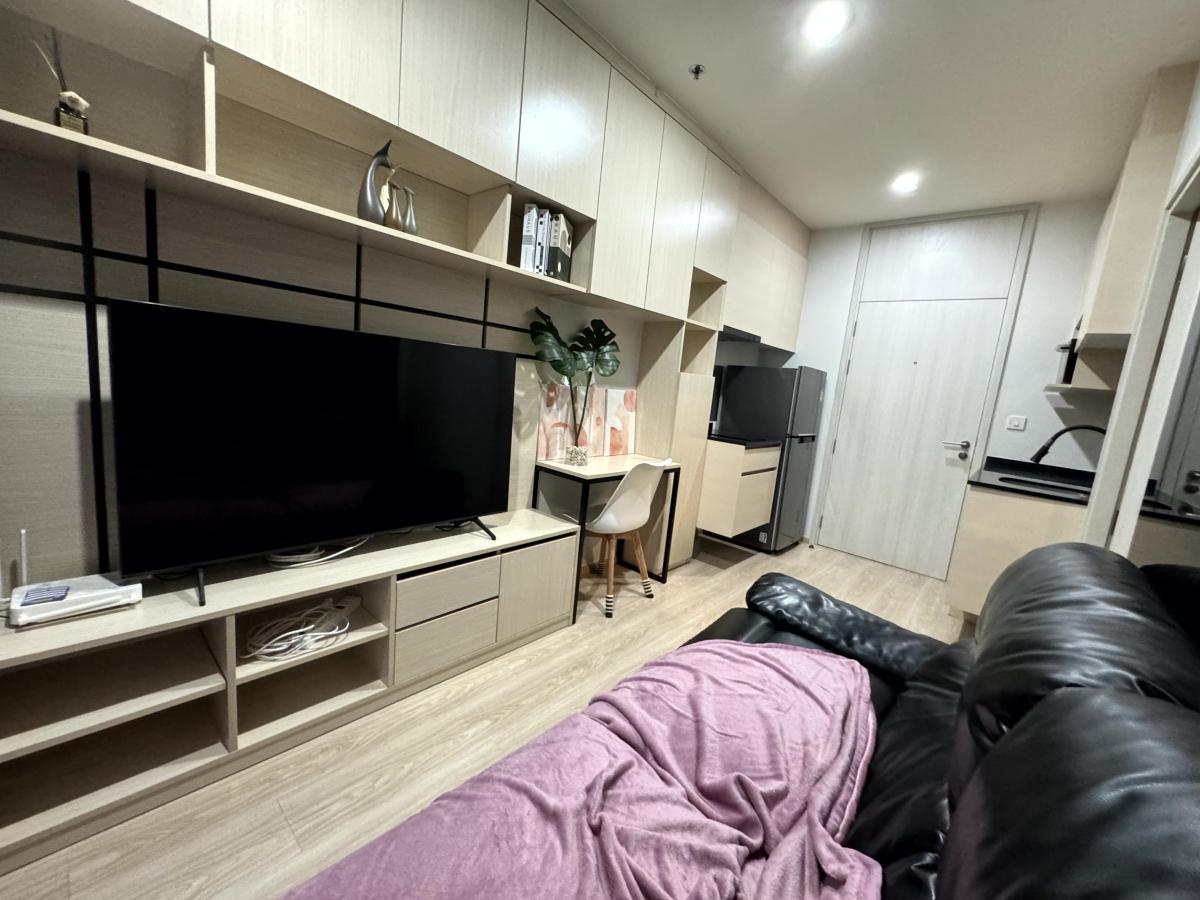 ขายคอนโดรัชดา ห้วยขวาง : 03/04/2026, รวมค่าโอนคอนโด Noble Revolve รัชดา 1 ห้องนอน ฟิตเนส+สระว่ายน้ำ ใกล้ MRT ไทยวัฒนธรรม 
ขายเพียง 3.5 ล้าน พร้อมเข้าอยู่ ตอบโจทย์ชีวิตใจกลางเมือง! 0642748883