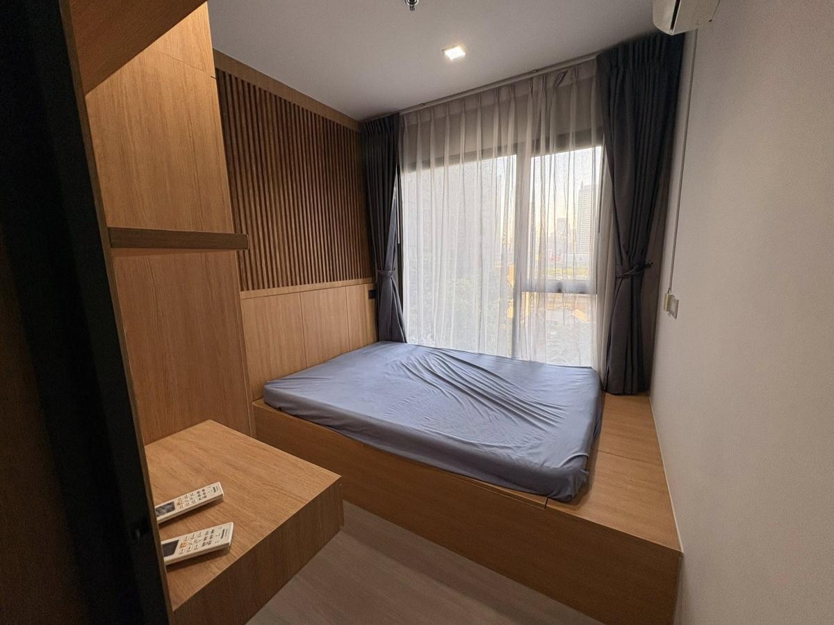 For SaleCondoRama9, Petchburi, RCA : 03/04/2026, The Life Asoke-Rama 9 condo is ready to move in, close to BTS/MRT Rama 9.
At an attractive price of 5.29 million, it has 2 bedrooms and 40 square meters. Full amenities! 0642748883