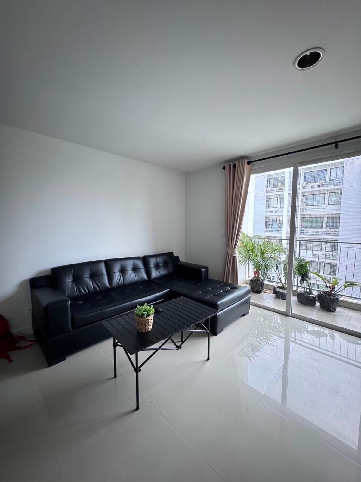 For SaleCondoPattanakan, Srinakarin : 03/04/2026, The Silk Condo Phahol-Ari 2 bedrooms 79 sq.m. near Ari BTS
Special price 7.5 million, ready to move in! Don't miss this golden opportunity 0642748883