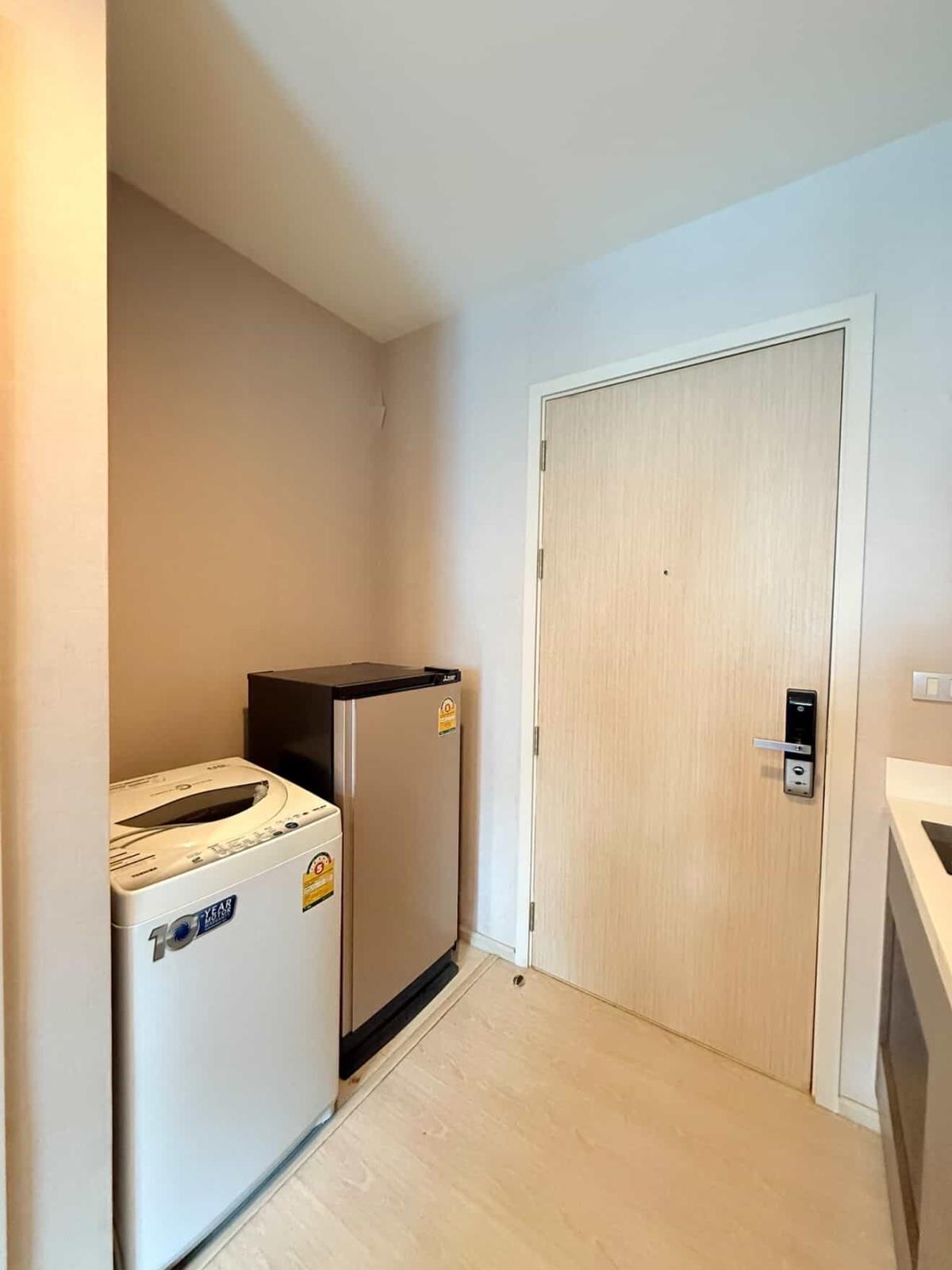 For SaleCondoRama9, Petchburi, RCA : 03/04/2026, Rhythm Asoke 2 Condo, Studio, near BTS/MRT Phetchaburi
Special price 2.89 million, complete with amenities! 0642748883