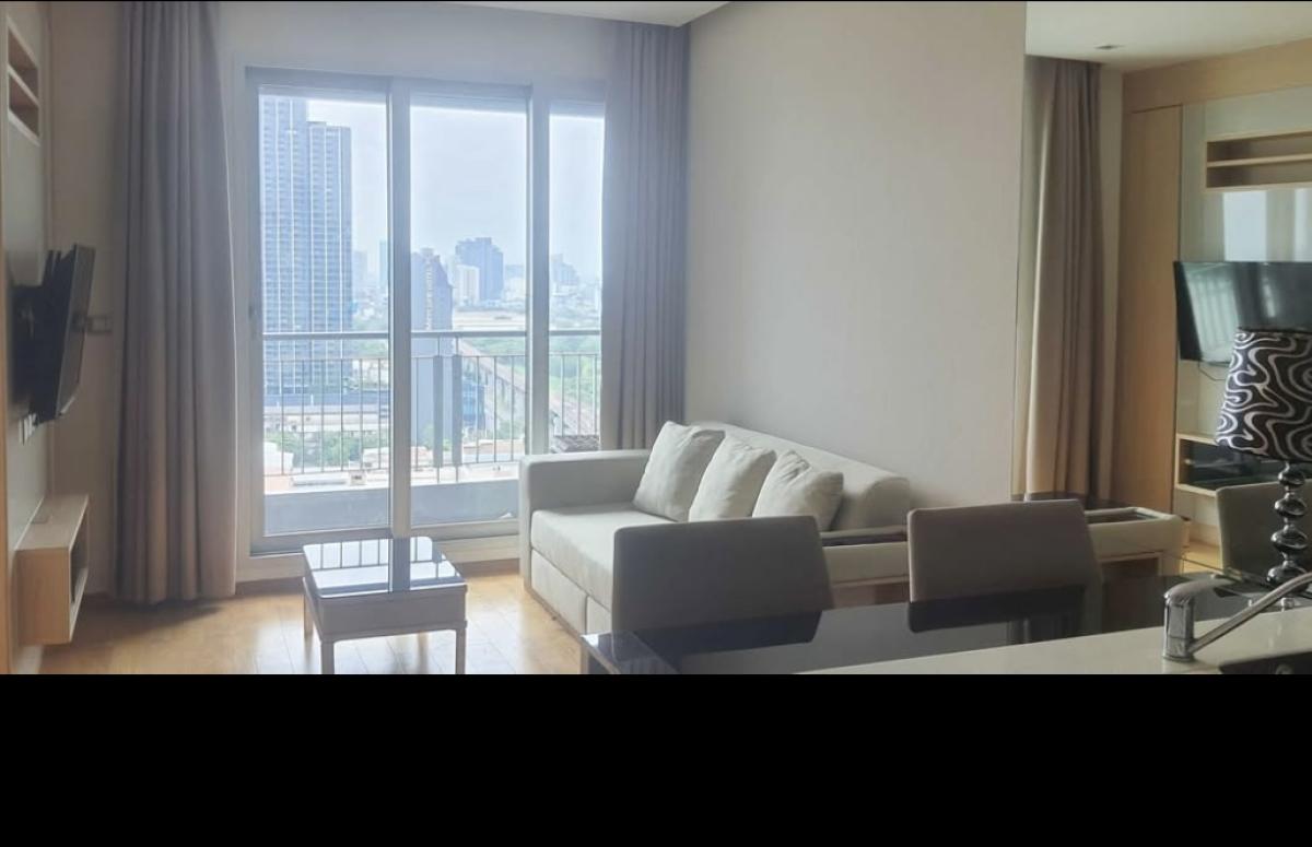 ให้เช่าคอนโดพระราม 9 เพชรบุรีตัดใหม่ RCA : 03/04/2026, ใกล้ MRT เพชรบุรี 100 ม. พร้อมสิ่งอำนวยความสะดวกครบ! 
1 ห้องนอน วิวเมือง พื้นที่ 45 ตร.ม. เพียง 26,000 บ./ด. 0642748883