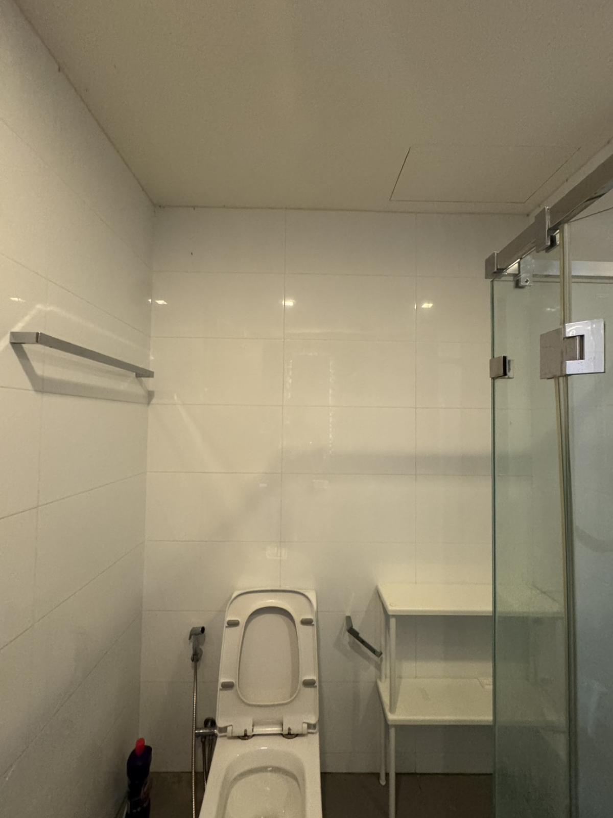 ให้เช่าคอนโดสาทร นราธิวาส : 03/04/2026, คอนโดหรู 50 ตรม. ใจกลางสาทร ใกล้ BTS สุรศักดิ์ 
พร้อมอยู่เพียง 25,000 บ./เดือน! สนใจรีบจองเลย! 0642748883