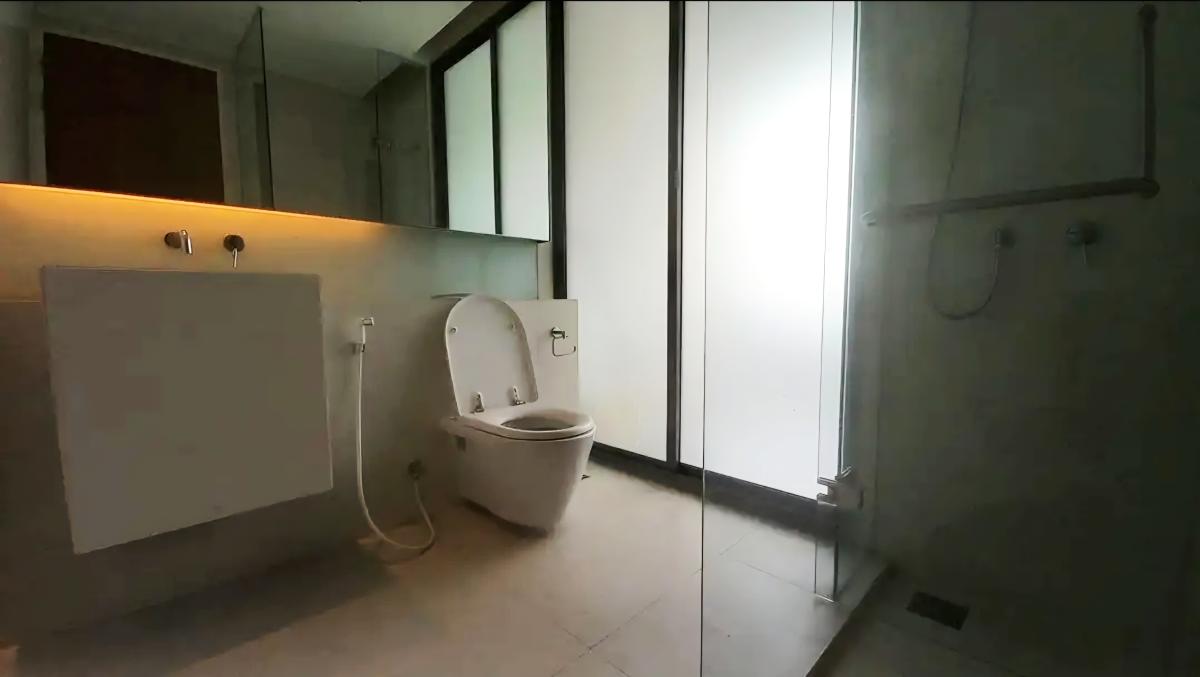For SaleCondoSukhumvit, Asoke, Thonglor : 03/04/2026, Domus 16 Luxury Condo 2 Bedrooms Sukhumvit Near BTS Asoke
For sale 22.5 million THB / Rent 75,000 THB per month with full facilities! 0642748883