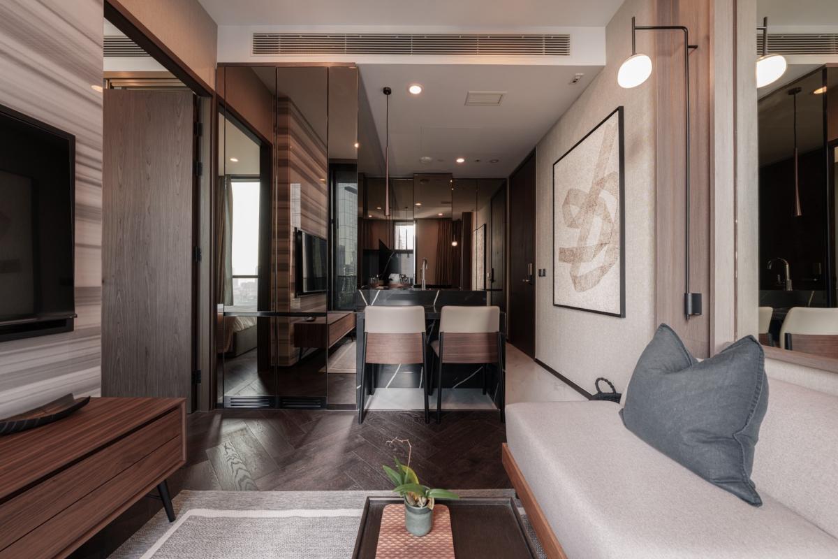 ขายคอนโดสุขุมวิท อโศก ทองหล่อ : 03/04/2026, รวมค่าโอนใกล้ BTS ทองหล่อ! The Esse Sukhumvit 36 - 1 นอน 38 ตร.ม. เพียง 9.99 ลบ. 
ชีวิตหรู ใจกลางเมือง พร้อมสิ่งอำนวยความสะดวกครบครัน! 0642748883