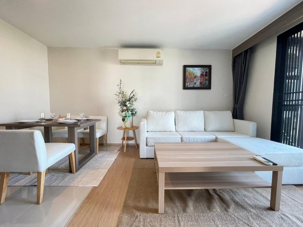 For RentCondoSamut Prakan,Samrong : 03/04/2026, Luxury condo 2 bedrooms in the heart of Thonglor, beautiful view 70 sqm. Ready to move in!
Rent 55,000 THB/month. Close to BTS Thonglor EB-88533, hurry to book! 0642748883