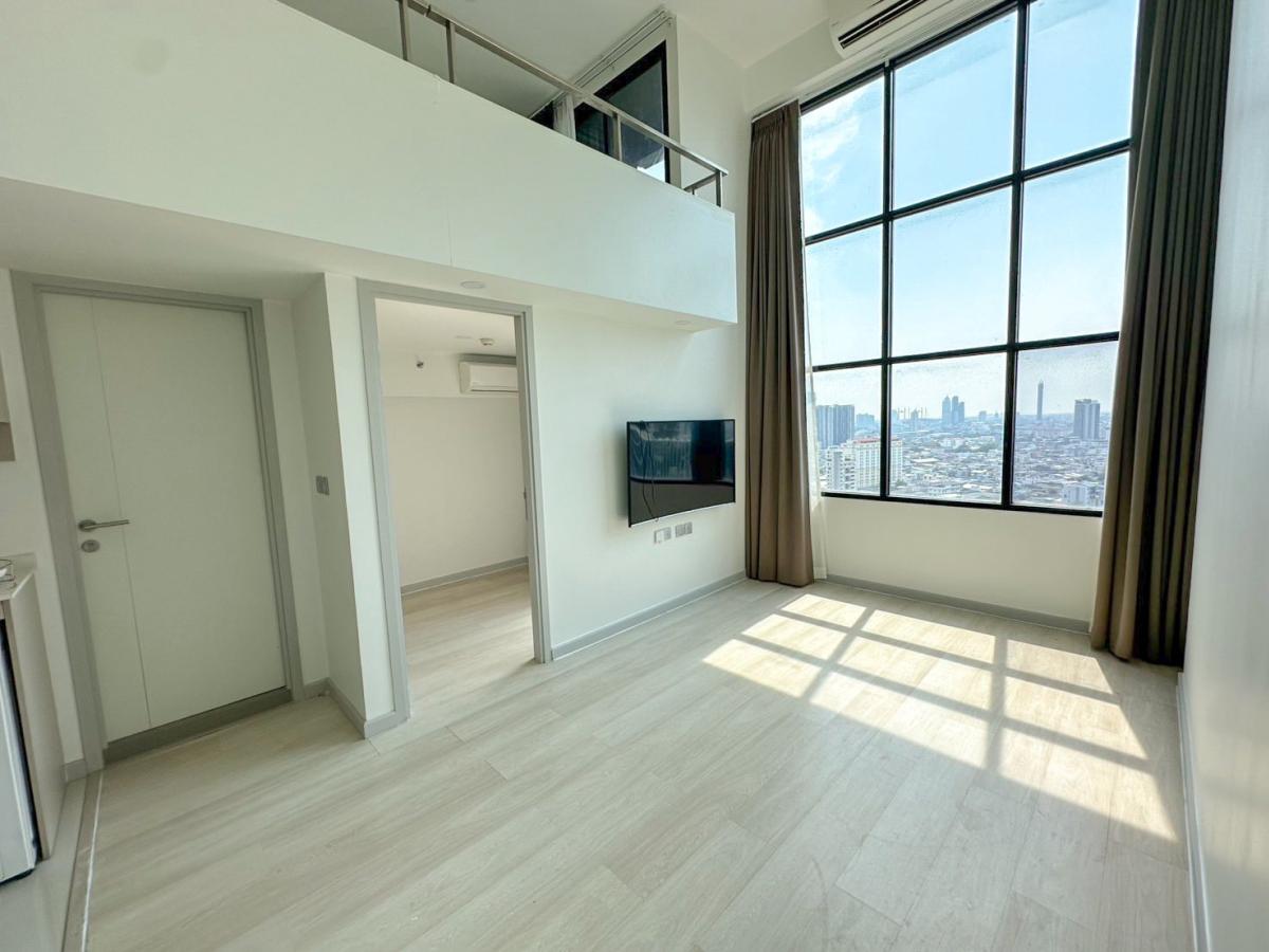 For SaleCondoSathorn, Narathiwat : 03/04/2026, Super value! 2 bedrooms in the heart of Sathorn, KnightsBridge Prime Sathorn
Near BTS Chong Nonsi for only 5.49 million, with swimming pool and fitness! 0642748883