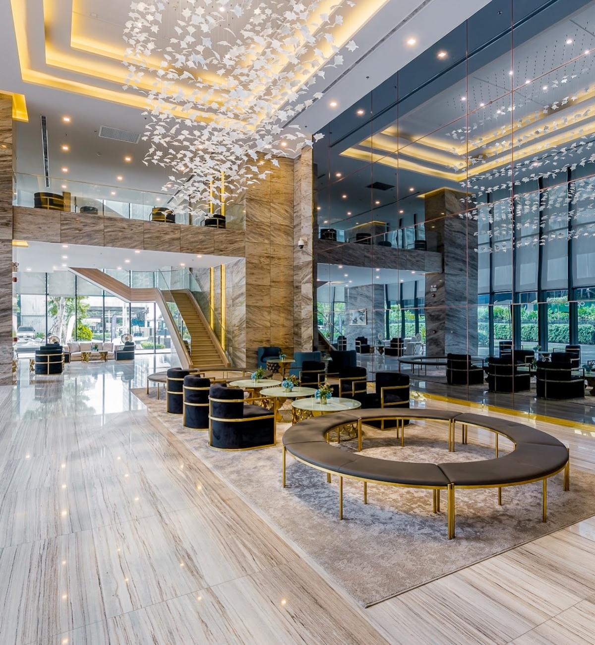 ให้เช่าคอนโดพระราม 9 เพชรบุรีตัดใหม่ RCA : 03/04/2026, หรูหราคอนโด 2 ห้องนอนใจกลางอโศก-พระราม 9 
เช่าเพียง 60,000 บาท/เดือน พร้อมสิ่งอำนวยความสะดวกครบครัน! 0642748883