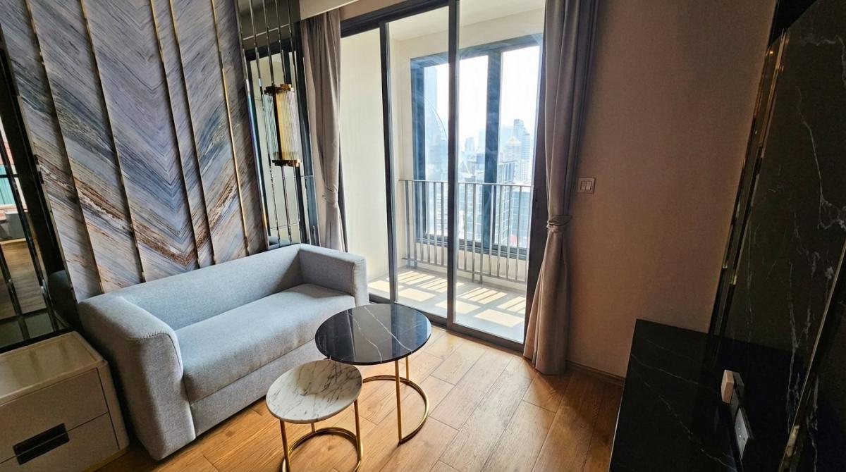 For SaleCondoPattanakan, Srinakarin : 03/04/2026, # LUXURY 2 BED/2 BATH CORNER UNIT at Q CHIDLOM - Prime Location Near BTS, Rooftop Pool, 64 SQM! 0642748883