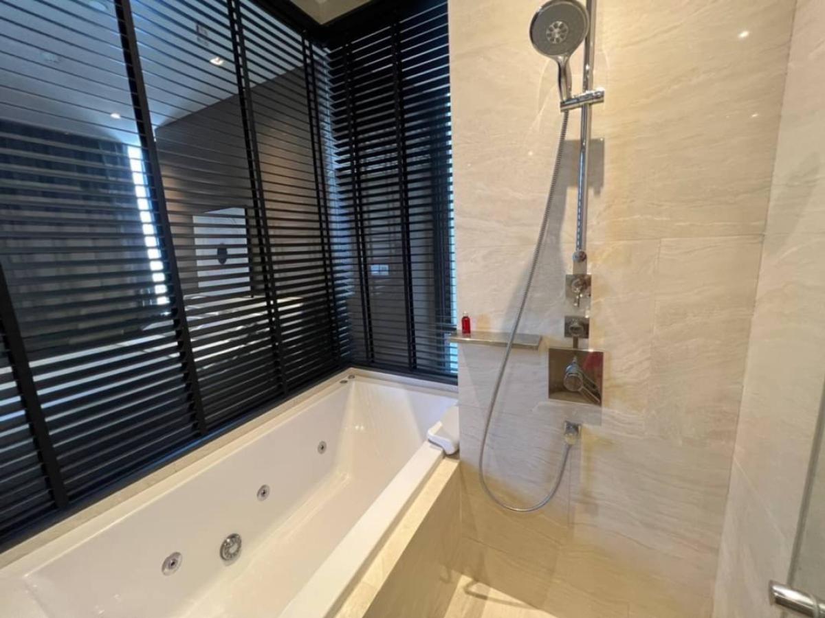 ให้เช่าคอนโดสีลม ศาลาแดง บางรัก : 03/04/2026, เช่า Ashton Silom 1 ห้องนอน ใกล้ BTS Chong Nonsi 
พร้อมสิ่งอำนวยความสะดวกครบ ตอบโจทย์ชีวิตเมือง! 0642748883