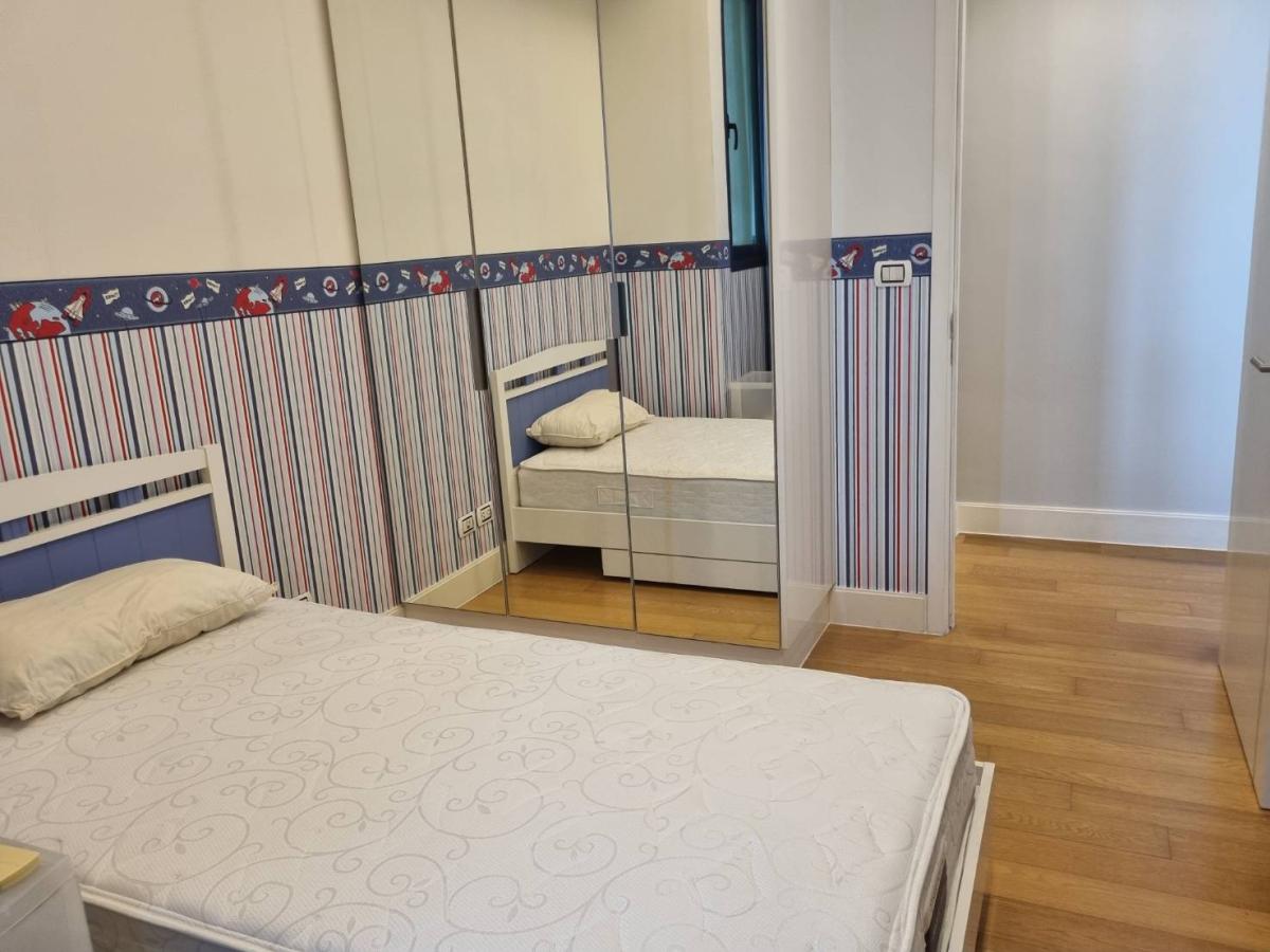 ขายคอนโดลาดพร้าว เซ็นทรัลลาดพร้าว : 03/04/2026, คอนโดหรู 2 นอน ใจกลางหมอชิต 
ใกล้ BTS/MRT ราคาพิเศษพร้อมเข้าอยู่! 0642748883