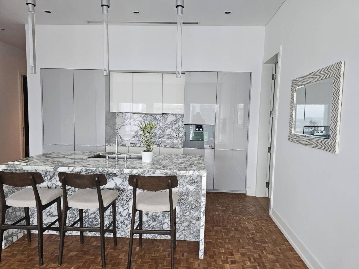 ให้เช่าคอนโดเชียงใหม่ : 03/04/2026, Luxury 2 Bed Condo at The Ritz Carlton Residence – Prime Chong Nonsi Location! 
147 sqm, Fully Equipped, Only 160,000 THB/Month – Don’t Miss Out! 0642748883