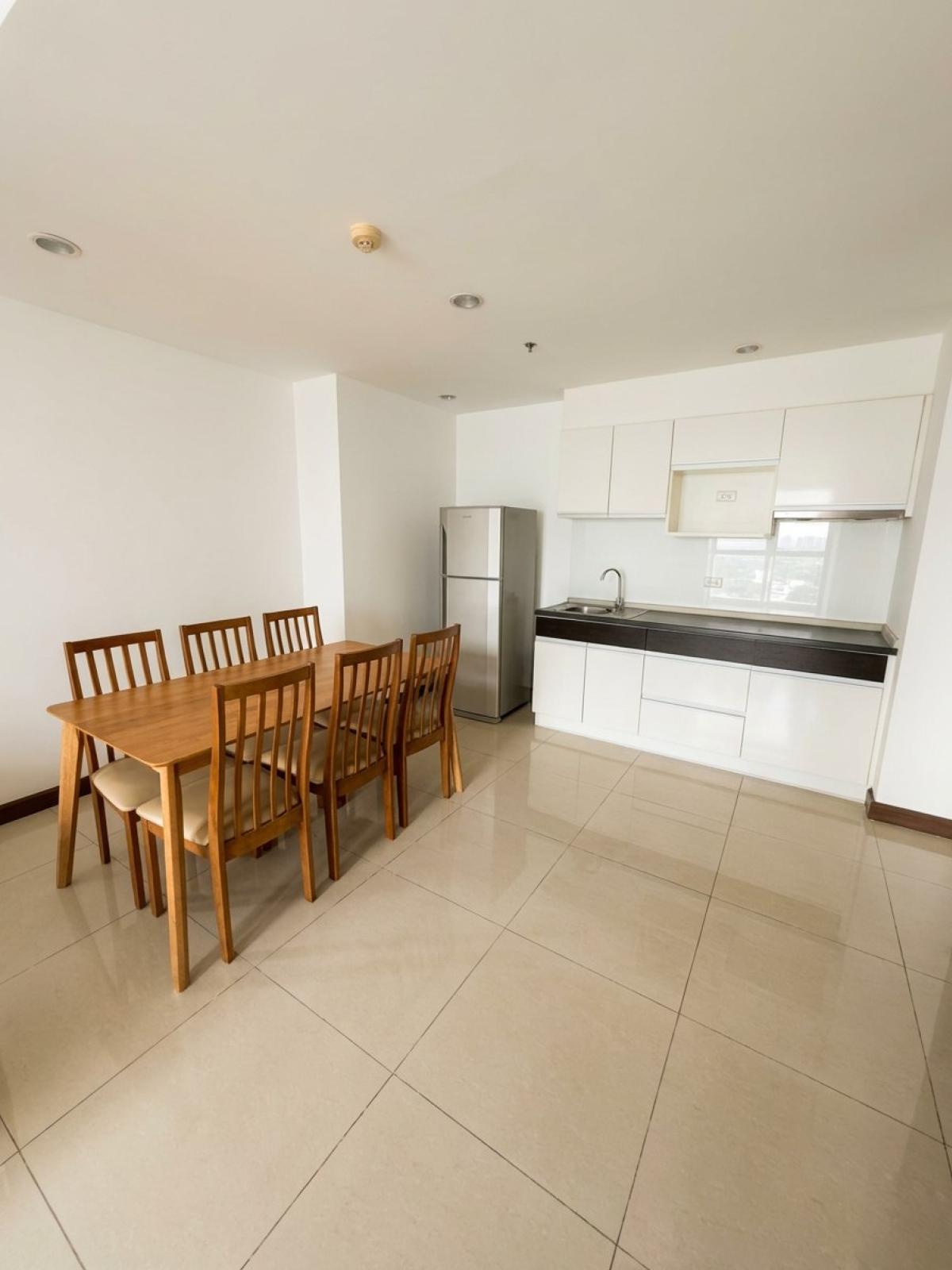 For RentCondoRatchathewi,Phayathai : 03/04/2026, Ready to move in! Supalai Premier @ Ratchathewi 2 bedrooms 90 sq.m. in the city center
Rent only 32,000 baht/month near BTS Ratchathewi, convenient for all travel! 0642748883