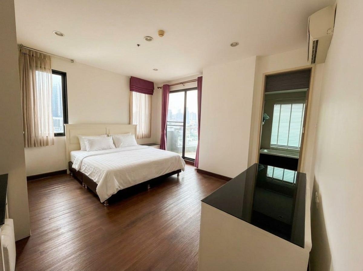 For RentCondoRatchathewi,Phayathai : 03/04/2026, Ready to move in! Supalai Premier @ Ratchathewi 2 bedrooms 90 sq.m. in the city center
Rent only 32,000 baht/month near BTS Ratchathewi, convenient for all travel! 0642748883