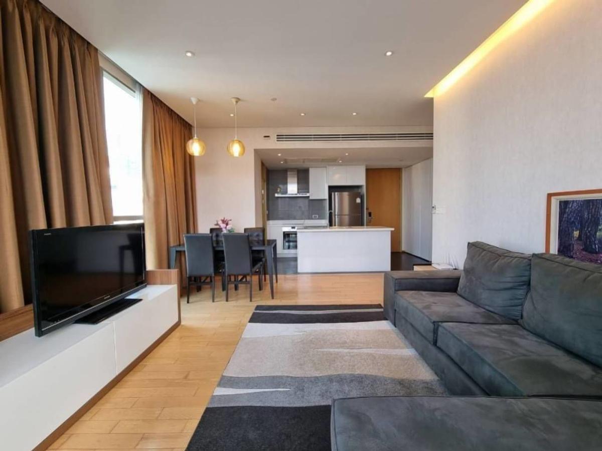 For RentCondoSukhumvit, Asoke, Thonglor : 03/04/2026, Luxury 2-Bed Condo for Rent @ Aequa Sukhumvit 49 – Spacious 92 sqm
Prime Location Near BTS Phrom Phong, Facilities & Top Schools! Only 80,000 THB/month 0642748883