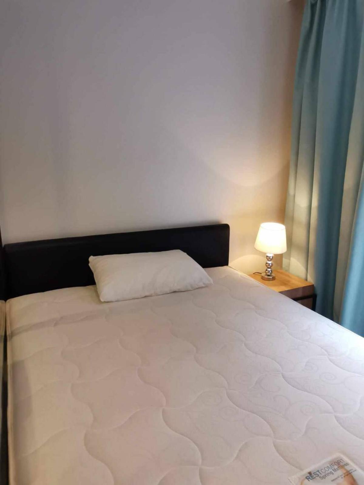 For SaleCondoWitthayu, Chidlom, Langsuan, Ploenchit : 03/04/2026, Studio Maestro 02 Ruamrudee Condo near BTS Phloen Chit starting at 3.89 million
A comfortable lifestyle with a swimming pool, fitness center, and free shuttle service! 0642748883