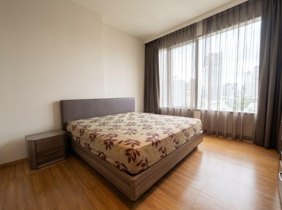 For RentCondoWitthayu, Chidlom, Langsuan, Ploenchit : 03/04/2026, Luxury 1-Bed Condo at 185 Rajadamri | BTS Ratchadamri near Central World
Rent 60,000 THB/month with full amenities! 0642748883