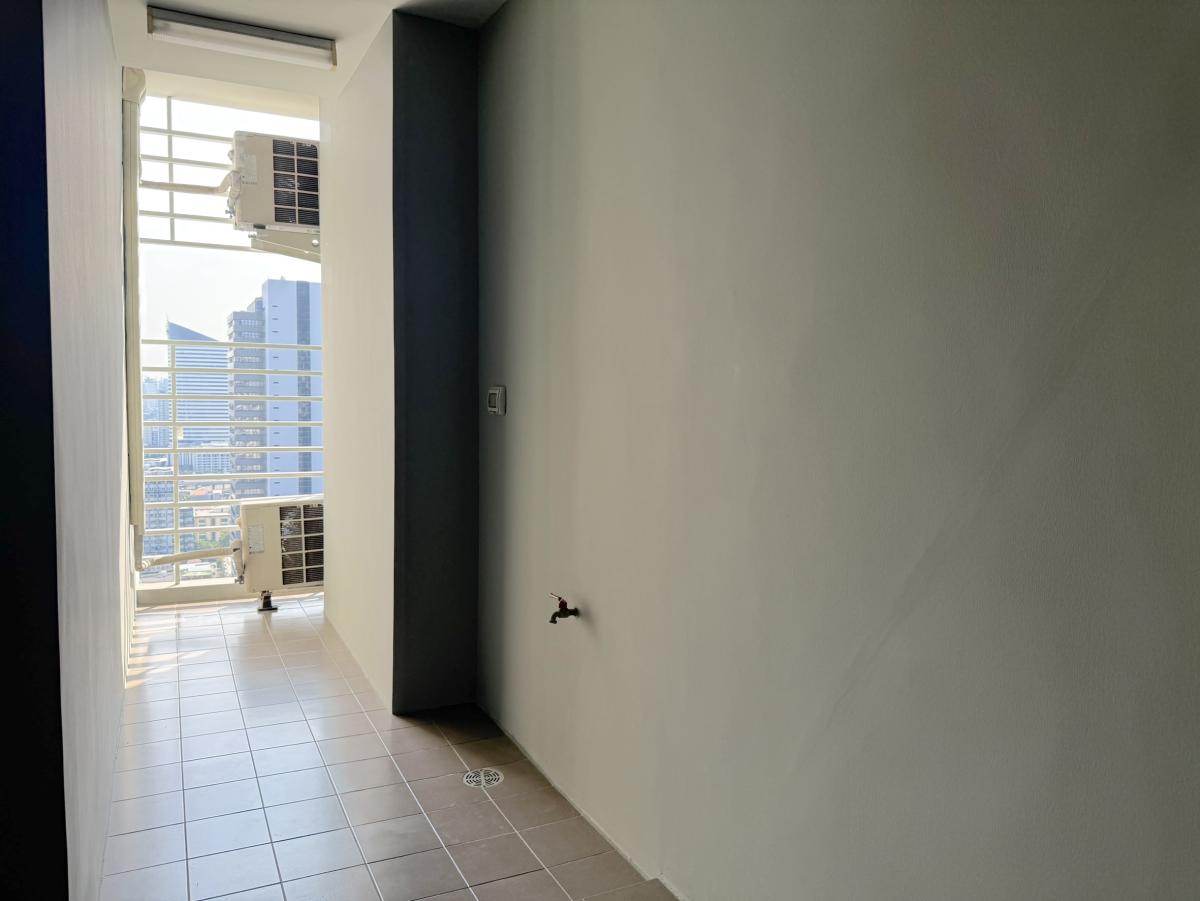 For SaleCondoRama9, Petchburi, RCA : 03/04/2026, Condo Belle Grand Rama 9 Large room 2 bedrooms 8.9 million Close to BTS/MRT!
Convenient life Close to shopping malls, schools, hospitals, everything is complete! 0642748883