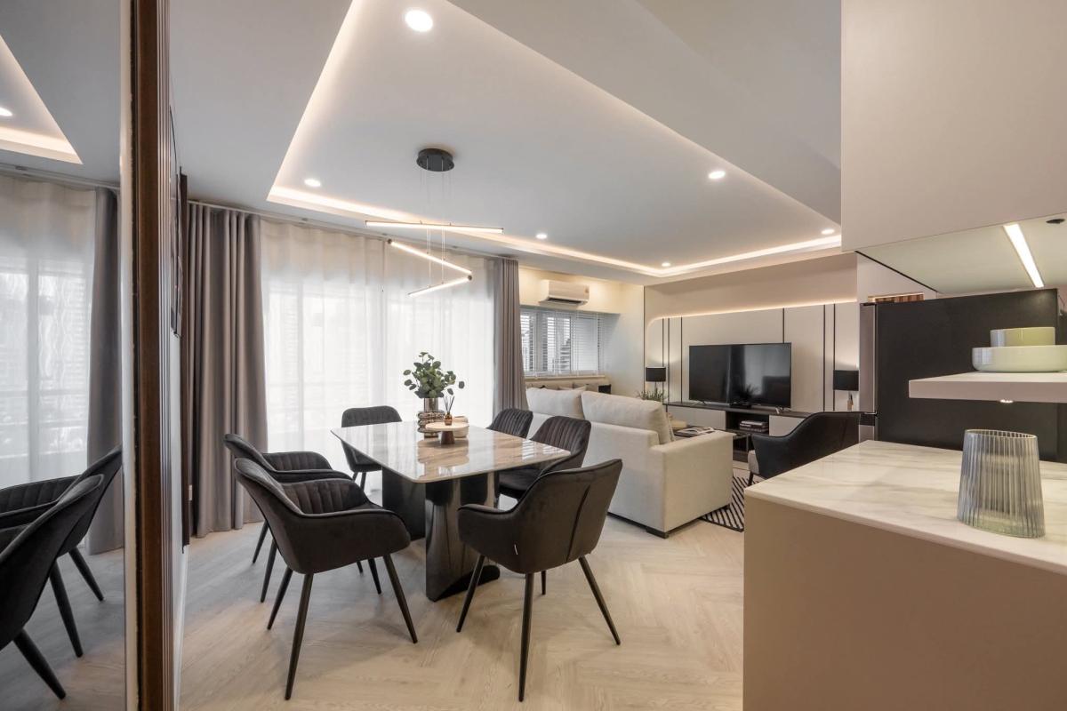 For SaleCondoSukhumvit, Asoke, Thonglor : 03/04/2026, Thonglor Condo 2 bedrooms 93 sqm. Near BTS starting at 7.99 million.
Luxury living in the city center, swimming pool, fitness center, ready to move in! 0642748883