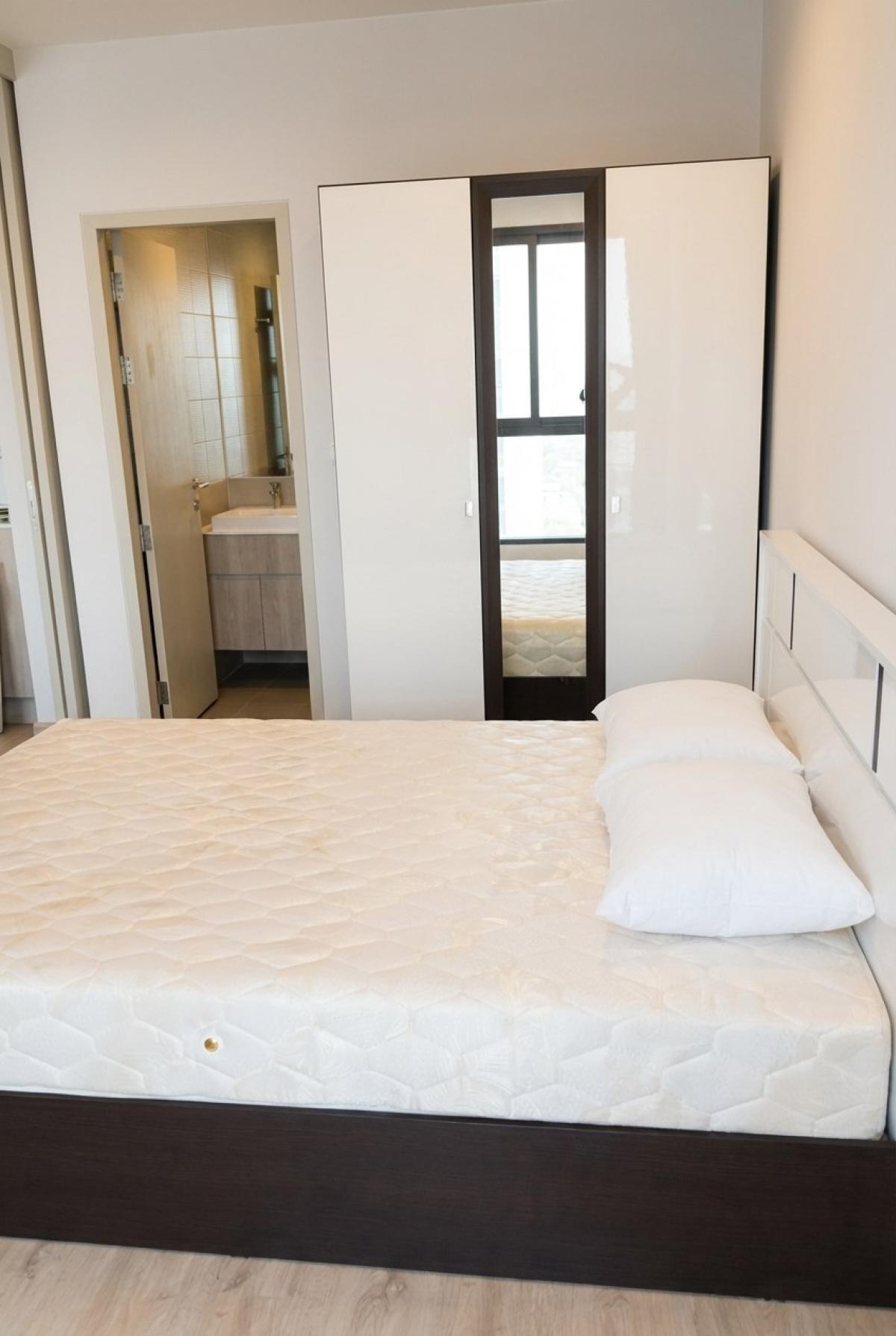 For RentCondoRatchathewi,Phayathai : 03/04/2026, Beautiful condo Ideo Q Ratchathewi 34 sq.m. near BTS/Ratchathewi
Rent only 19,000 baht/month with complete amenities! 0642748883