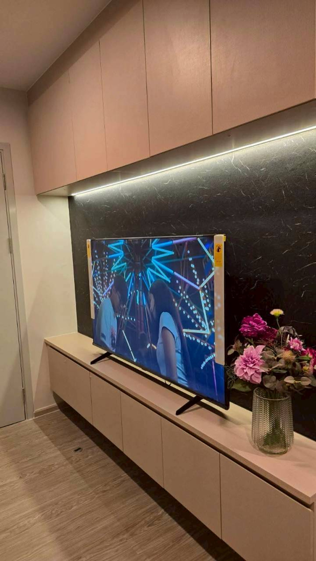 ให้เช่าคอนโดบางนา แบริ่ง ลาซาล : ✅ REGBN137 ✅ Line : @p2nproperty