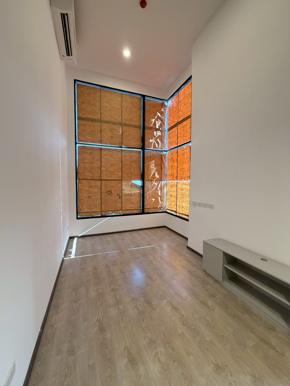 ขายคอนโดรัชดา ห้วยขวาง : 🔥 ด่วน! ขาย SOHO Bangkok รัชดา — Rare Item ห้องมุม Duplex ราคาดีมาก 🔥